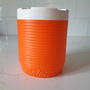 Vintage Powdered Gatorade Orange Container with Screw White Lid 1990s 4.5" Tall